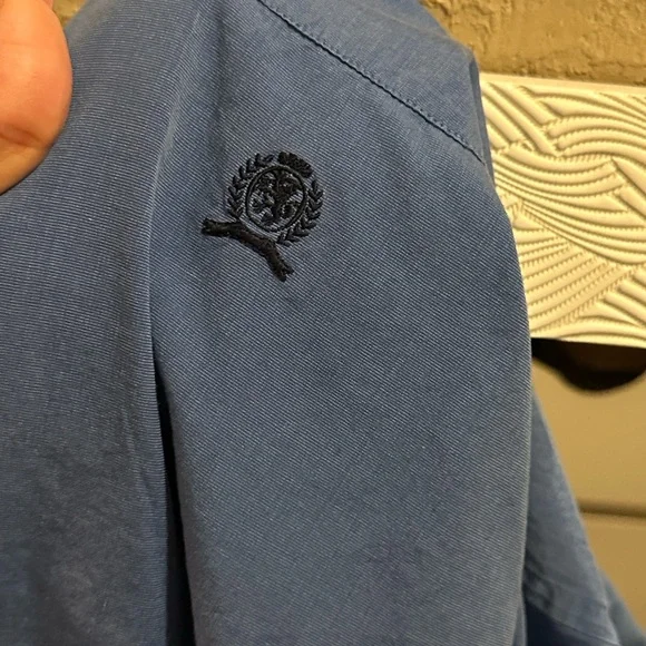 Tommy Hilfiger  Blue Button-Down Shirt Size L EUC - Picture 5 of 7